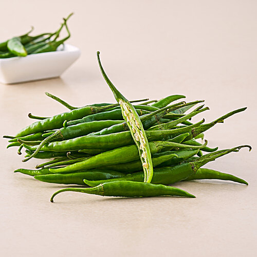 fresho! Chilli - Green Long, Medium (Loose), 250 g