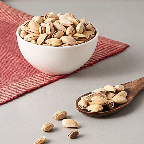 bb Royal Pista Roasted & Salted/Pista Bhajke ani Khare, 100 g Standy Ziplock Pouch Rich in Fiber & Protein