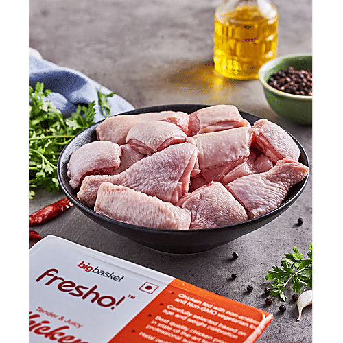 Fresho Chicken Curry Cut - With Skin, Antibiotic Residue-Free, 12-14 pcs, 500 g  