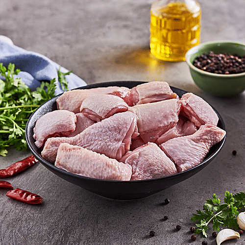 Fresho Chicken Curry Cut - With Skin, Antibiotic Residue-Free, 250 g  