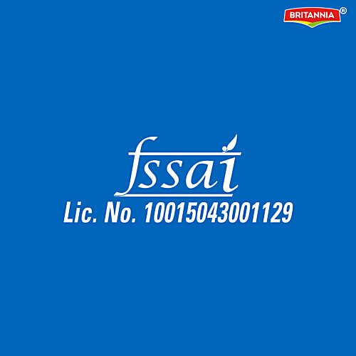 Britannia Nutri Choice Oats Milk & Almond Biscuits, 3 x 75 g (Multipack) 0% Maida