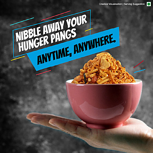 Bingo! Tedhe Medhe - Navrattan Mix, Namkeen Mixture, 3x200 g Multipack