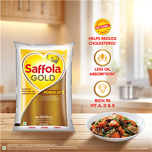 Saffola Gold Multi-Source Rice Bran & Sunflower Edible Oil, 910 g Pouch Fortified with Vitamins A & D, Triple Anti-Oxidant System, Good MUFA PUFA Balance