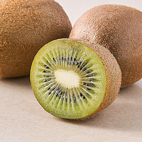 fresho! Kiwi - Green, 3 pcs (Approx. 220 g - 260 g) Contains Vitamin C & Dietary Fibre