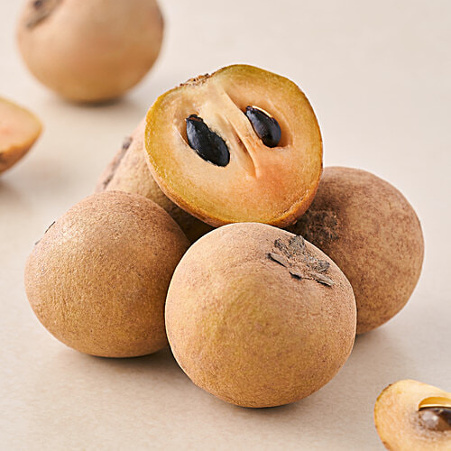 fresho! Sapota, 250 g  Farm Fresh