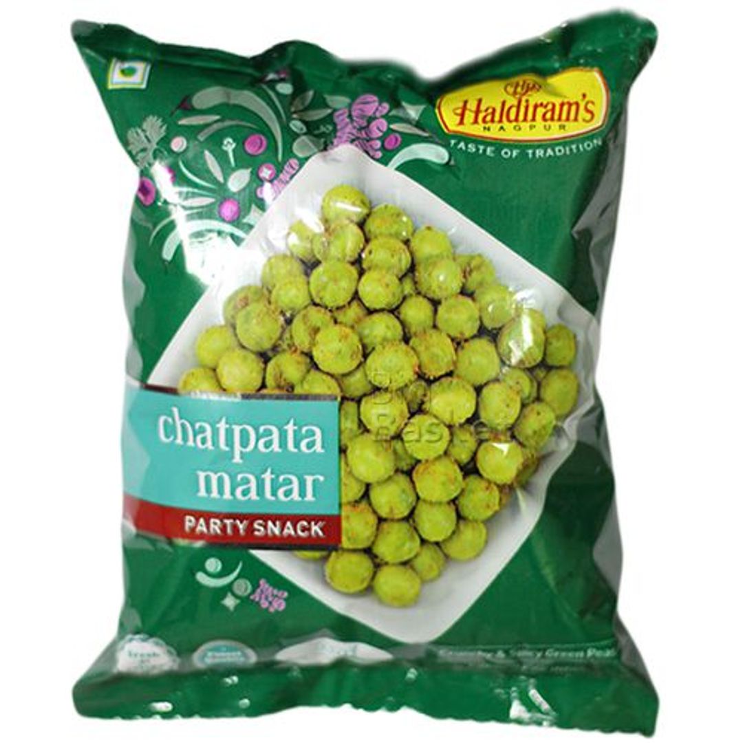 Haldiram's Chatpata Matar Namkeen - Spicy Fried Green Peas, Teatime/Evening Snack, 40 g Pouch