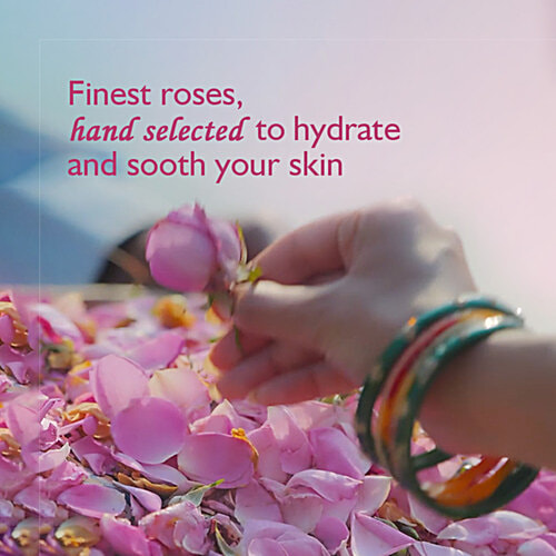 Dabur Gulabari Premium Rose Water, 120 ml  With No Paraben, Cleanses Hydrates and Moisturises Skin, Balances and Restores Skin's pH Levels, For All Skin TypesWith No Paraben, Cleanses Hydrates and Moisturises Skin, Balances and Restores Skin's pH Levels, For All Skin Types