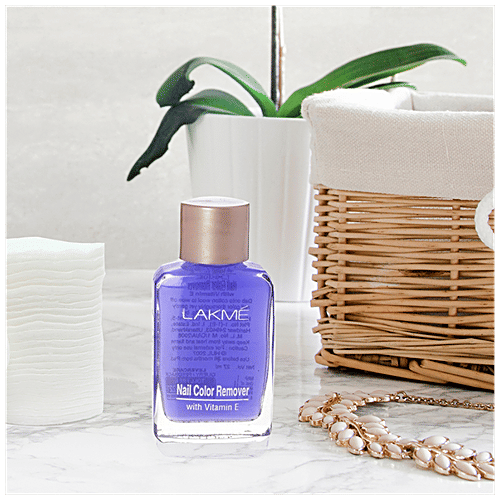 Lakme Nail Colour Remover, 27 ml  
