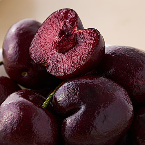 fresho! Cherry - Imported, 100 g  Rich in Fiber, Vitamin C