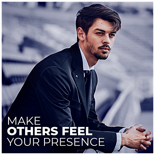 Fogg  Black Series Fresh Aqua Perfume Body Spray - For Men, Long Lasting & No Gas Deodorant, 120 ml  