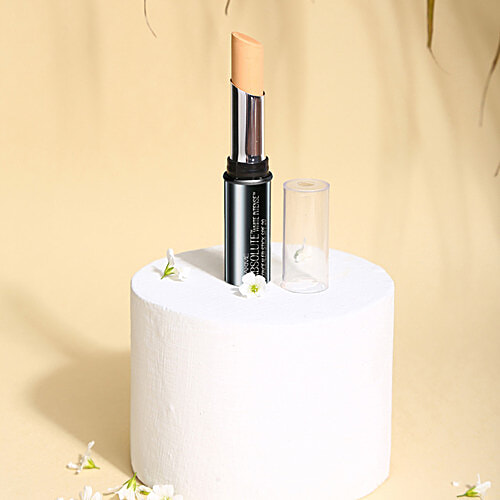 Lakme Concealer Stick - Absolute White Intense SPF 20, 3.6 g Medium 03 