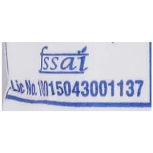 Nandini GoodLife Toned Milk, 100 ml Pouch 