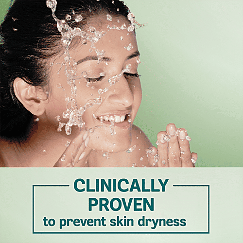 Himalaya Moisturising Aloe Vera Face Wash, 100 ml  