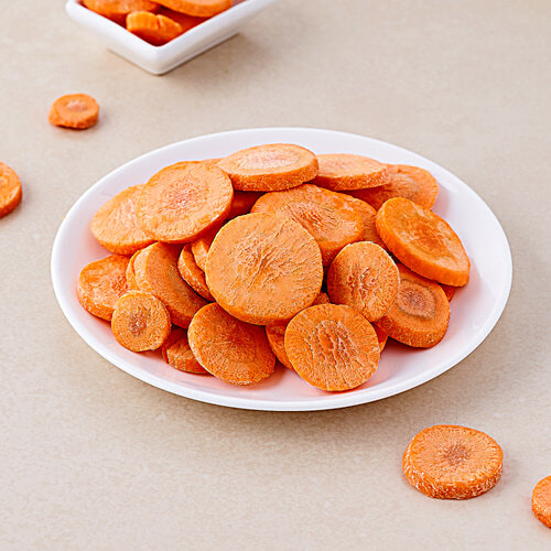 fresho! Carrot - Sliced, 200 g  CFTRI Nutri-Lock