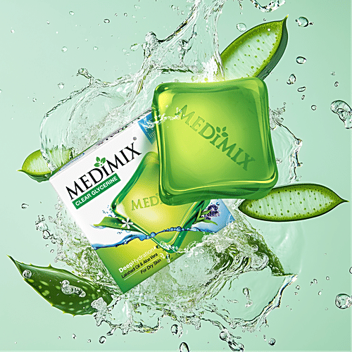 Medimix Ayurvedic Clear Glycerine Lakshadi Oil & Aloe Vera Soap Bar, 100 g Carton 