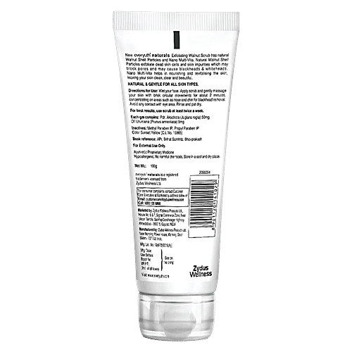 Everyuth Naturals Exfoliating Walnut Scrub, 100 g Tube No Harmful Chemicals, Removes Blackheads & Dead Skin Cells