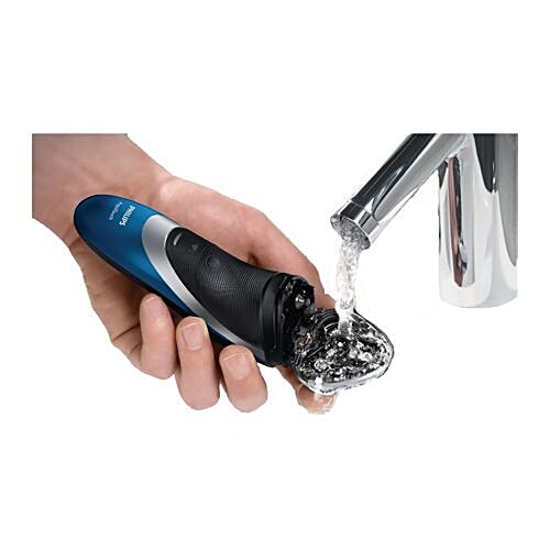 Philips Aqua Touch - Shaver, Wet & Dry Electric Shaver AT890/16, 1 pc  Protects Better, Smooth Shave