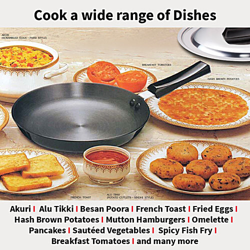 Hawkins Futura Hard Anodised Frying Pan With Steel Lid - Diameter 17 cm, Thickness 4.06 mm, Black, AF17S, 600 ml