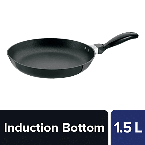 Hawkins Futura Hard Anodised Frying Pan - Induction Base, 26 cm, 3.25 mm, IAF26, 1.5 l  PFOA Free