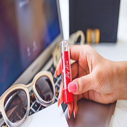 Lakme Lip Care - Lip Love, 3.8 g Cherry 