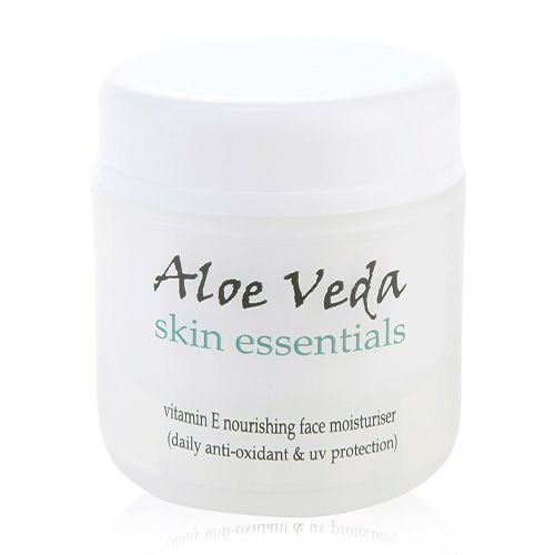 Aloe Veda Vitamin E Nourishing Face Moisturiser With Uv Block, 100 g  