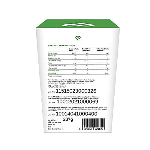 Chefs Basket Rich & Creamy Pasta - Cheesy Alfredo Penne - Ready To Cook Gourmet Pasta, Rich & Creamy, Ready In 10 Minutes, With Chunky Arrabbiata Pasta Sauce & Seasoning, 220 g Kit Vegetarian, No Artificial Colours, Flavours Or Preservatives