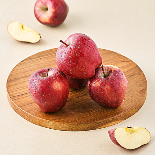 fresho! Apple - Red Delicious, Regular, 4 pcs (Approx. 500 g - 600 g )