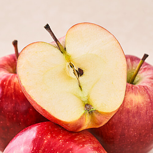 fresho! Apple - Red Delicious, Regular, 4 pcs (Approx. 500 g - 600 g )