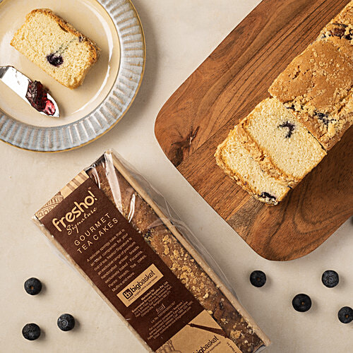 Fresho Signature Tea Cake - Blueberry Crumble, 250 g  