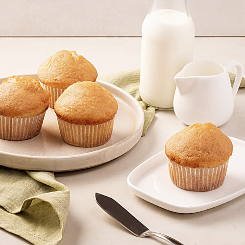 Fresho Signature Muffin/Cup Cake - Vanilla, 200 g (Pack of 4) 