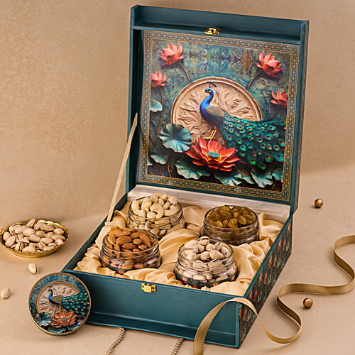 bb Royal Premium Dry Fruit Gift Box - Almonds, Cashews, Raisins, Pistachios, 725 g  