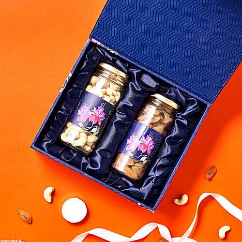 bb Royal Premium Diwali Gift Box, 250 g (Cashews & Raisins, 125 g each) 