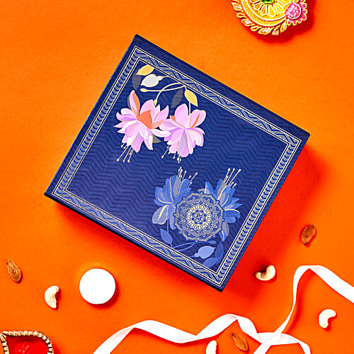 bb Royal Premium Diwali Gift Box, 250 g (Cashews & Raisins, 125 g each) 