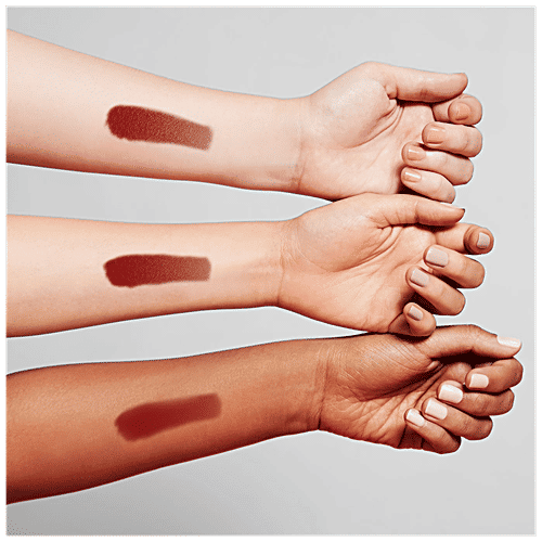 Revlon Super Lustrous Matte Lipstick, 4.2 g Look At Me 