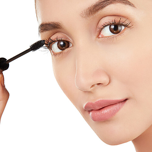 Lakme Absolute Flutter Secrets Volumising Mascara, 7 ml Black Smudge Resistant, Water Proof