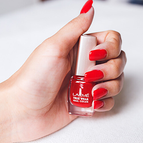 Lakme True Wear Nail Color, 9 ml Reds & Maroons 404 Chip Resistant