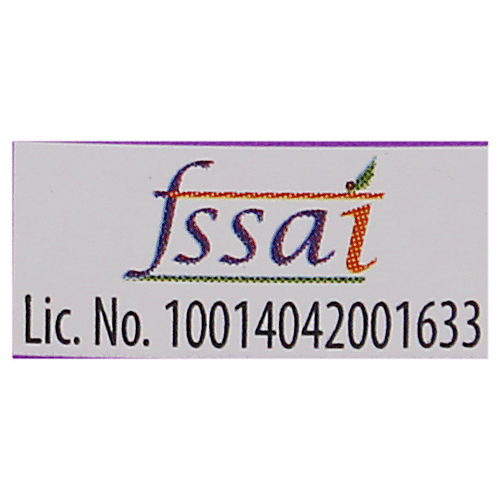 Twister Flavoured Cream Wafer Roll - Strawberry, 320 g  Zero Trans Fat, Zero Cholesterol