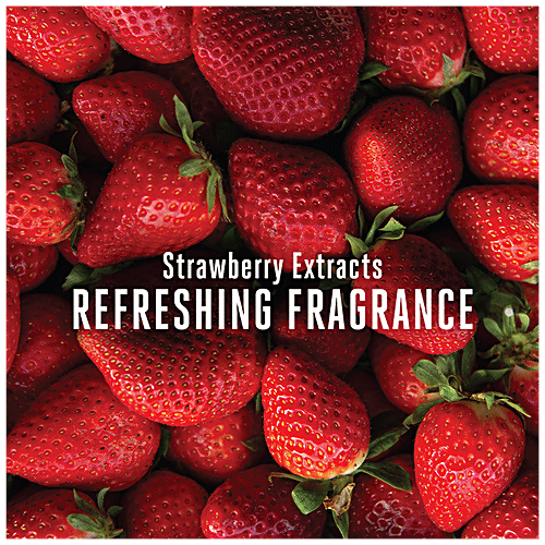 Lakme Blush & Glow Cream Face Wash - With Strawberry Extracts, Rich In Anti-Tanning Properties, 50 g