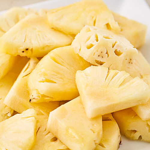 fresho! Pineapple - Sliced, 200 g  No Preservatives