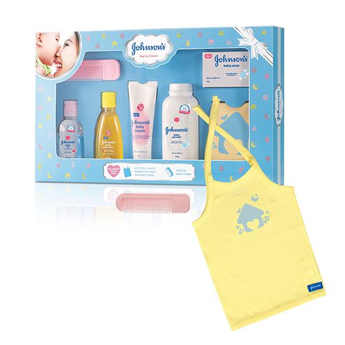 Johnson's baby Baby Care Collection Baby Gift Set - with Organic Cotton Baby T-Shirt, 7 pcs  