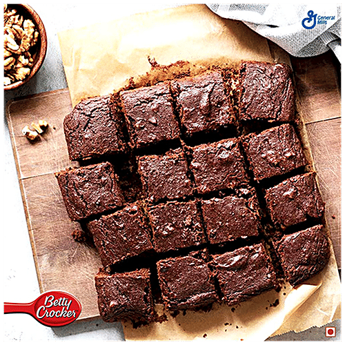 Betty Crocker Triple Choco Brownie Mix, 425 g  