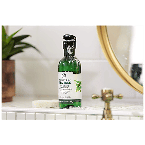 The Body Shop Face Wash - Tea Tree Skin Clearing, 250 ml Bottle 