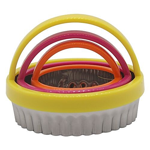 YANGLI Baked Cookie Cutter Set - Scalloped edge, 3 pcs