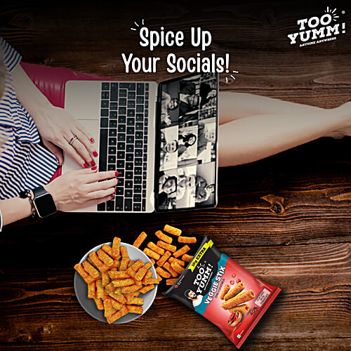 Too Yumm! Chili Chataka Flavour Veggie Stix Namkeen, 21 g Protein Goodness, 40% Less Fat