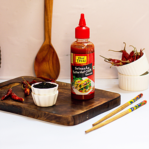 Buy REAL THAI Sriracha Extra Hot Chilli Sauce Online at Best Price of