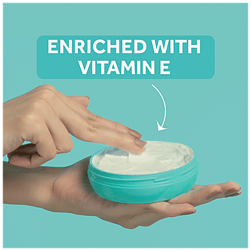 Pond's Light Moisturiser - With Vitamin E & Glycerine, For Non-Oily Fresh Feel, 75 ml  