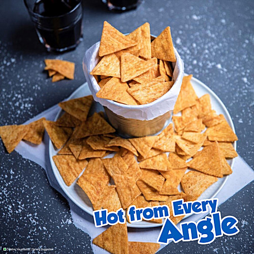 Bingo! Mad Angles Very Peri Peri - Spicy & Crunchy Corn Based Triangle Chips Pack For Snacks, 66 g Perfect Triangular Shape