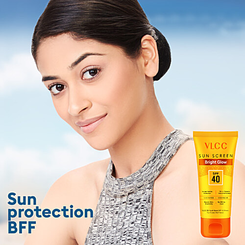 VLCC Bright Glow SPF 40 PA+++ Sunscreen, 50 g  Paraben Free
