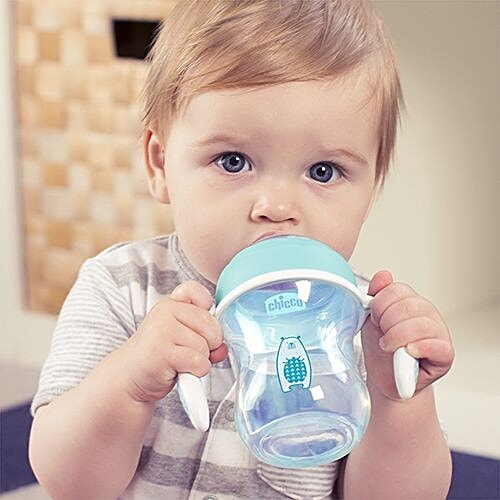 Chicco Baby Water/Milk/Juice Sipper Cup - Light Blue, 4+, 200 ml  