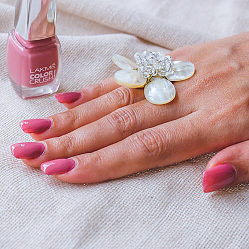 Lakme True Wear Color Crush Nail Color, 9 ml Shade 43 